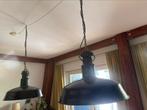2 Originele industruele fabrieks hanglampen, Huis en Inrichting, Lampen | Hanglampen, Ophalen, Gebruikt, Metaal, 50 tot 75 cm
