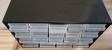 Raaco kastje voor bv schroefjes beschikbaar voor biedingen