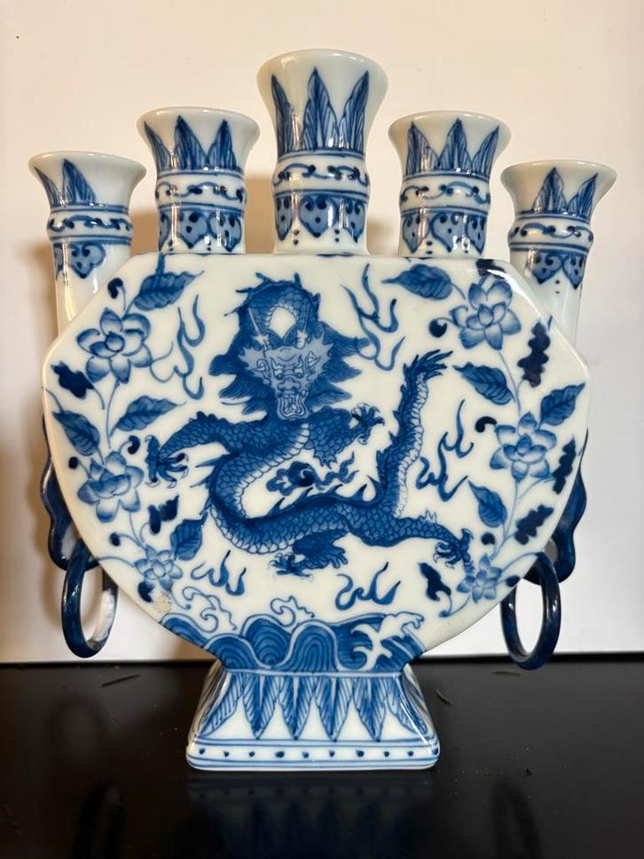 Antieke Chinese Tulpenvaas met Drakenmotief, Antiek en Kunst, Antiek | Vazen, Ophalen of Verzenden