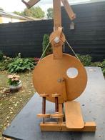 LOUET S 10 SPINNEWIEL, Hobby en Vrije tijd, Ophalen of Verzenden, Zo goed als nieuw, Spinnewiel
