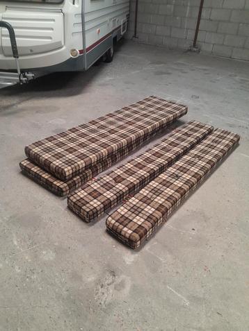 Zo goed als nieuwe kussenset voor een kip kk300 caravan beschikbaar voor biedingen