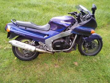 Diverse onderdelen zzr1100 bouwjaar 1992 (  zzr 1100 ) beschikbaar voor biedingen