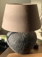 tafellamp (met stenen voet), Ophalen, Zo goed als nieuw, Overige materialen, Minder dan 50 cm