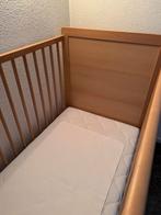 Kinderbedje - gebruikt bij opa en oma, Kinderen en Baby's, Kinderkamer | Complete kinderkamers, Ophalen of Verzenden, Zo goed als nieuw
