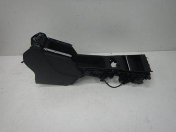 VW Tiguan 571 Armsteun Middenconsole + Draadloos Opladen 57H beschikbaar voor biedingen
