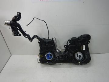 VW Golf 8 R Brandstoftank 5WA201021JS beschikbaar voor biedingen