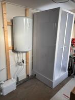 Opbouw zelfstandige nooddouche met 80L boiler en sanibroyeur, Ophalen, Zo goed als nieuw