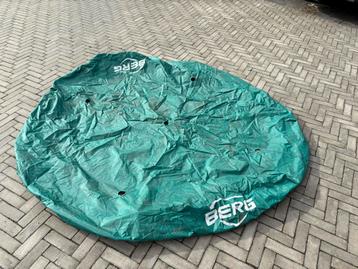Berg Trampoline afdekhoes beschikbaar voor biedingen