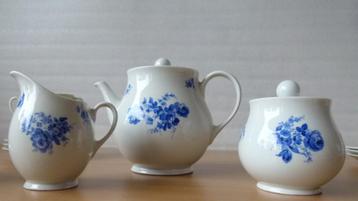 Prachtig MOSA Thee servies met Blauwe Rozen 5 bruggen beschikbaar voor biedingen