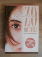 Zo Dichtbij - leven met God - Ankie Renger-Romeĳn (met CD), Boeken, Verzenden, Zo goed als nieuw, Overige onderwerpen