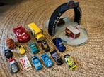 Cars auto’s en mini meeneem circuit, Kinderen en Baby's, Speelgoed | Speelgoedvoertuigen, Ophalen, Gebruikt