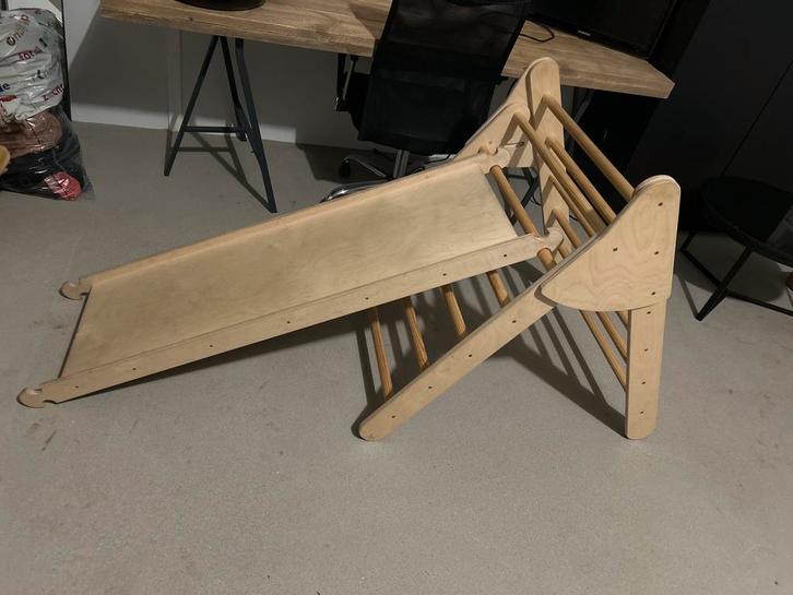 Pikler Klimrek - Klimdriehoek met glijbaan, Kinderen en Baby's, Speelgoed | Houten speelgoed, Zo goed als nieuw, Ophalen