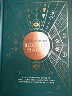 Mama Moon's Book of magic, Achtergrond en Informatie, Ophalen of Verzenden, Zo goed als nieuw, Overige onderwerpen
