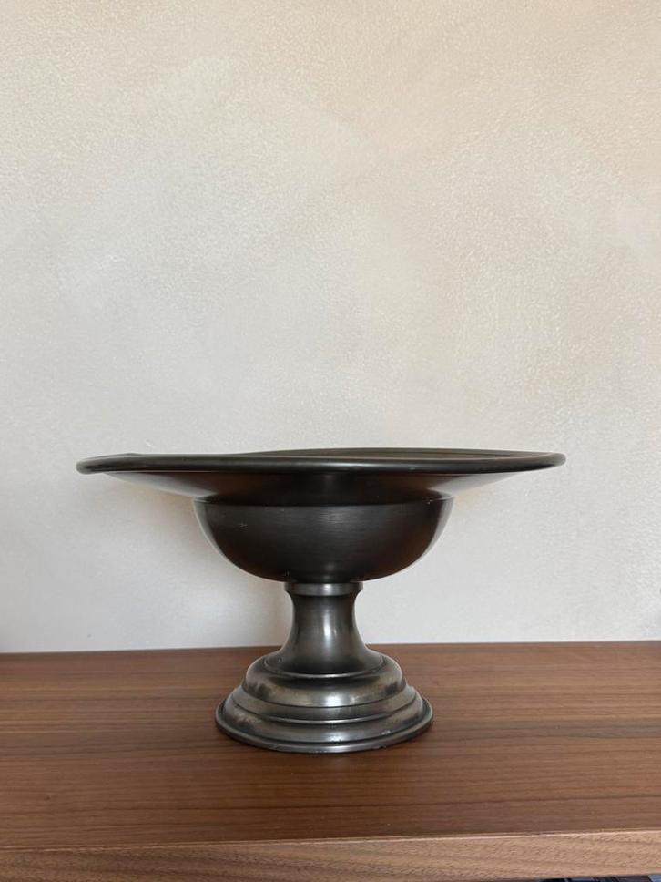 Vintage Metalen Schaal op Voet - Decoratief Stukje Geschiede, Antiek en Kunst, Antiek | Schalen, Ophalen of Verzenden