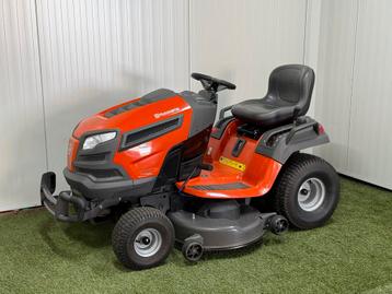 Zeer nette Husqvarna YTH 244T zitmaaier mulch 106 uur beschikbaar voor biedingen