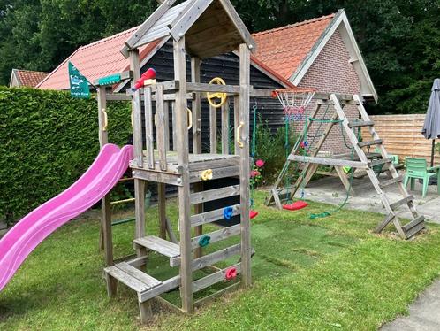 Speeltoestel inclusief 2 schommels, glijbaan, huisje en klim, Kinderen en Baby's, Speelgoed | Buiten | Speeltoestellen, Zo goed als nieuw