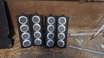 2 x blinders 8 lamps. beschikbaar voor biedingen