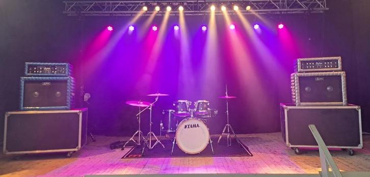 2 x Kustom TRT50 Tuck 'n'Roll - Buizentop met 2x12 cab, Muziek en Instrumenten, Versterkers | Bas en Gitaar, Gebruikt, Gitaar