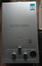 NIEUW GEISER PROPAAN LPG/ BUTAAN 18 LITER ZILVER, Doe-het-zelf en Verbouw, Geisers en Boilers, Ophalen, Minder dan 3 jaar oud