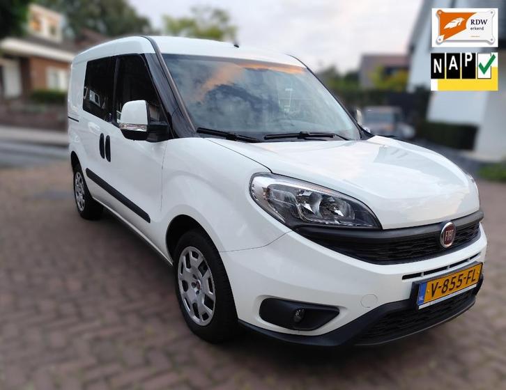 12 mnd Eu Garantie, Fiat Doblo Cargo SX 1.4 T-jet 120pk, Auto's, Bestelauto's, Bedrijf, ABS, Airbags, Airconditioning, Bluetooth