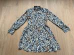 Jurk met bloemen van Zara maat XS, Zara, Zo goed als nieuw, Maat 34 (XS) of kleiner, Boven de knie