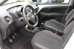Toyota Aygo 1.0 VVT-i "X-Fun" Airco - Cruise ! 5 Deurs, Voorwielaandrijving, Stof, Gebruikt, 4 stoelen