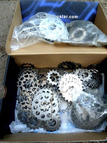 heel veel Losse Tandwielen Kransjes Shimano Campagnolo  beschikbaar voor biedingen