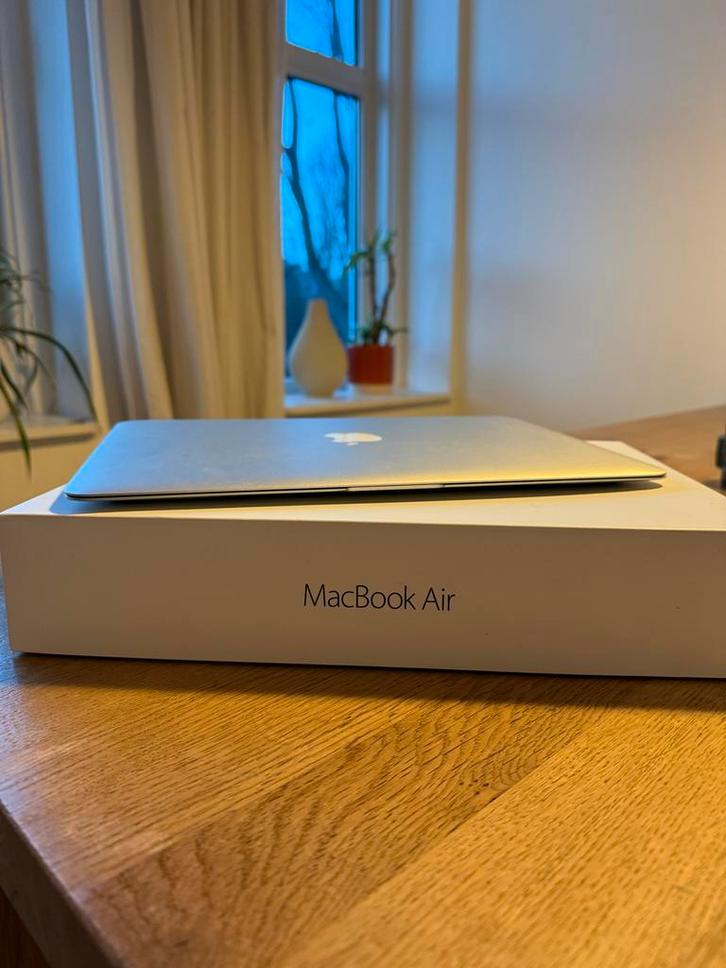 MacBook Air 13" (2015), Computers en Software, Apple Macbooks, Gebruikt, MacBook Air, 13 inch, 2 tot 3 Ghz, 128 GB of minder, 8 GB