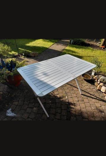 Oprolbare campingtafel , zeer compact in zak beschikbaar voor biedingen