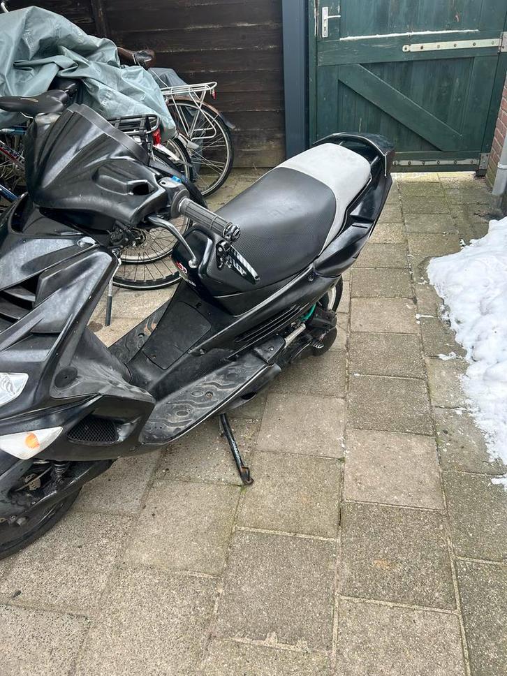 Peugeot Speedfight 2 70cc, Fietsen en Brommers, Snorfietsen en Snorscooters, Gebruikt, Peugeot, Benzine, Ophalen