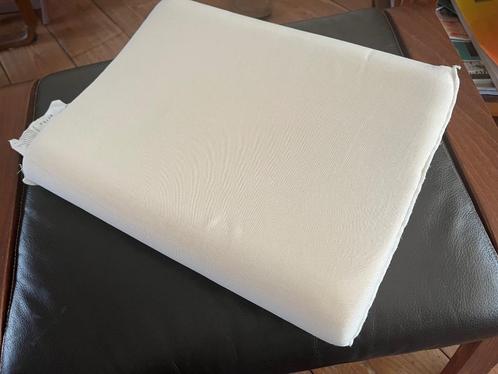 IKEA orthopedisch hoofdkussen, Huis en Inrichting, Slaapkamer | Beddengoed, Zo goed als nieuw, Kussen, Eenpersoons, Wit, Ophalen of Verzenden