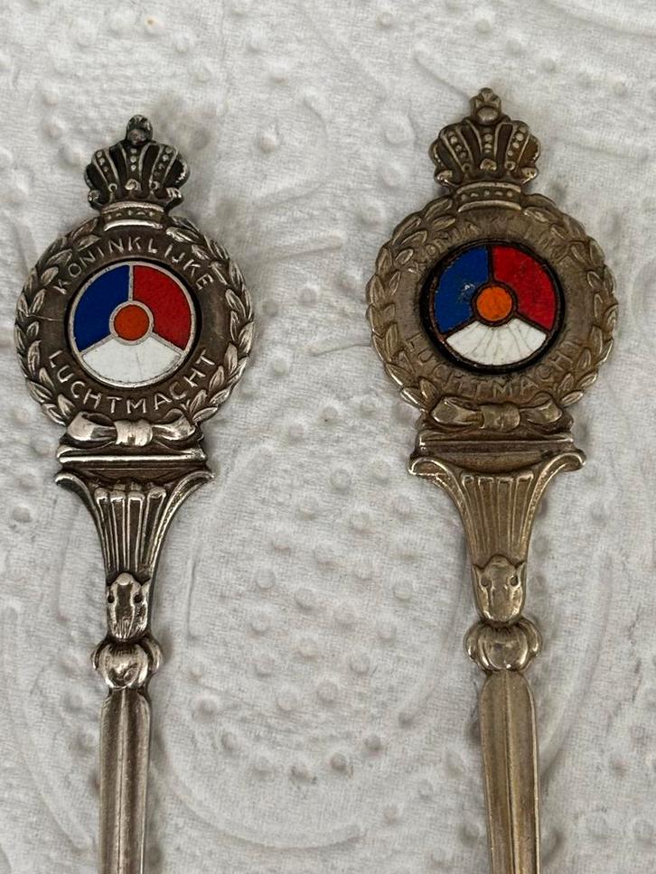 Koninklijke Luchtmacht Lepels - Set van 2, Antiek en Kunst, Antiek | Bestek, Ophalen of Verzenden