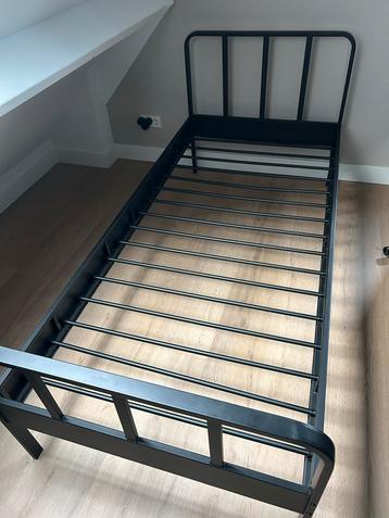 Zwart Metalen 1-Persoons Bed 90x200 beschikbaar voor biedingen