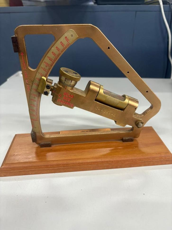 M1 gunner's quadrant uit WW2 #30424, Verzamelen, Militaria | Tweede Wereldoorlog, Overige soorten, Amerika, Ophalen of Verzenden