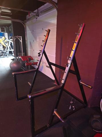 Squat rack beschikbaar voor biedingen