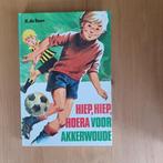 Hiep, hiep, hoera voor Akkerwoude, Gelezen, H. de Roos, Ophalen of Verzenden, Fictie