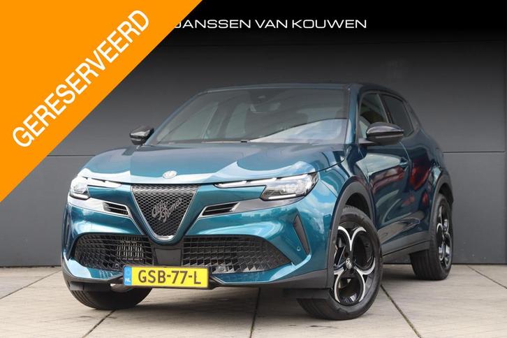 Alfa Romeo Junior 1.2 Turbo Hybrid Ibrida / Navigatie / Came, Auto's, Alfa Romeo, Bedrijf, Te koop, Junior, ABS, Achteruitrijcamera