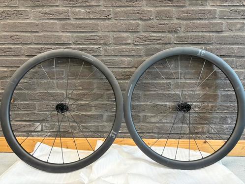 3T Discus 40/30 carbon wielset race/gravel shimano body, Fietsen en Brommers, Fietsonderdelen, Nieuw, Racefiets, Wiel, Ophalen of Verzenden