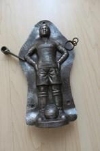 zeldzame oude chocolade vorm voetballer met, Verzenden, Gebruikt