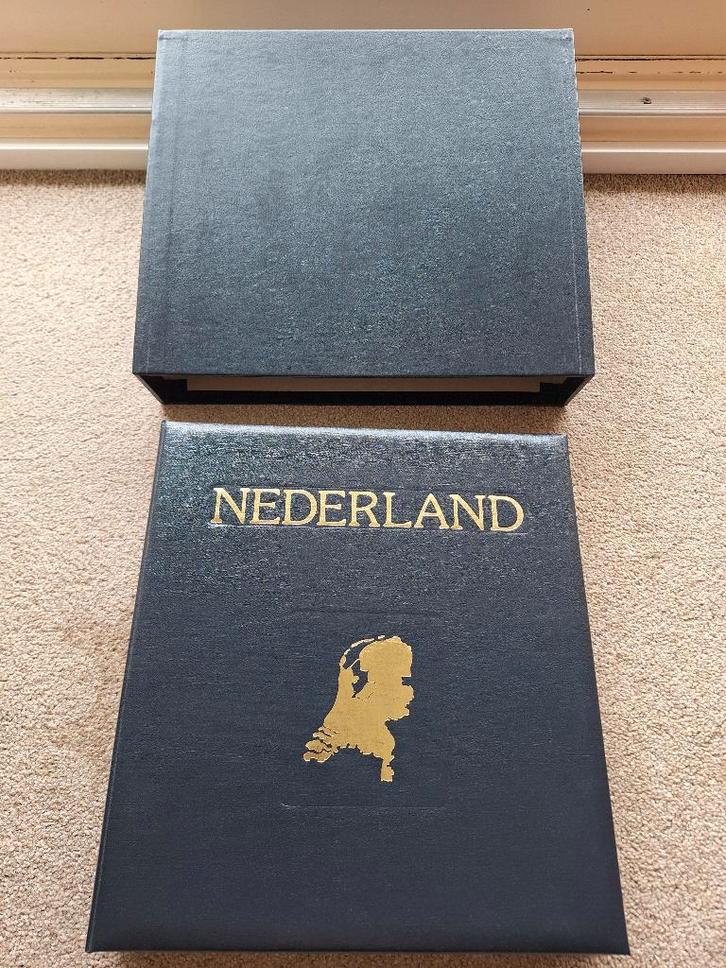 Postzegelverzameling Nederlands, Postzegels en Munten, Postzegels | Volle albums en Verzamelingen, Nederland, Ophalen