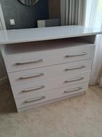 Witte nette commode met 4 lades en opbergvak, Ophalen, Gebruikt, 50 tot 70 cm, 100 cm of meer
