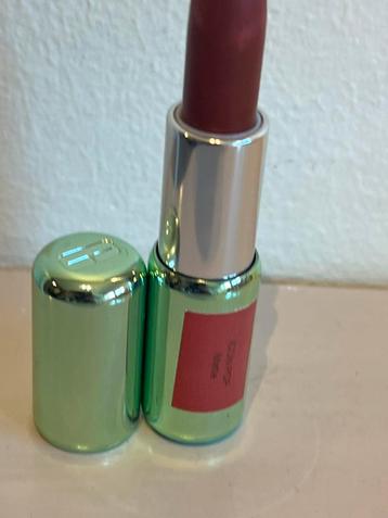 Clinique Pop Longwear Lipstick Matte  Kleur: icon pop beschikbaar voor biedingen