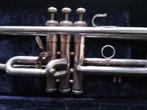 king silver flair, Muziek en Instrumenten, Blaasinstrumenten | Trompetten, Verzenden, Gebruikt, Bes-trompet, Met koffer
