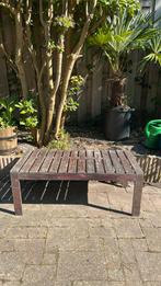 Houten tuintafel - laag model ( salon), Ophalen, Zo goed als nieuw
