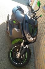 Gezocht: Yamaha aerox opknapper, Fietsen en Brommers, Ophalen, Aerox