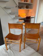 Vintage safari stoelen / hout + cognac leer 2x, Huis en Inrichting, Ophalen of Verzenden, Bruin, Hout, Twee