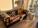 Mooie Chesterfield Bank - Geleefd Leer, Huis en Inrichting, Ophalen, Gebruikt, Tweepersoons, Rechte bank
