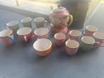 Thee servies blond met theepot en 13 kopjes, Antiek en Kunst, Antiek | Servies compleet, Ophalen