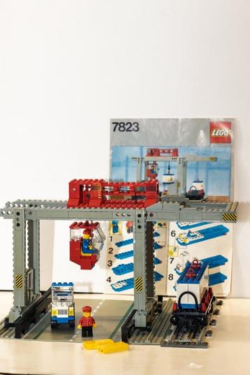 LEGO 7823 -1 Train: 12V: Container Crane Depot beschikbaar voor biedingen