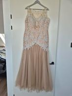 Prachtige (trouw) jurk maat 44 van Luxuar limited, Kleding | Dames, Ophalen of Verzenden, Gedragen, Bruin, Trouwjurk